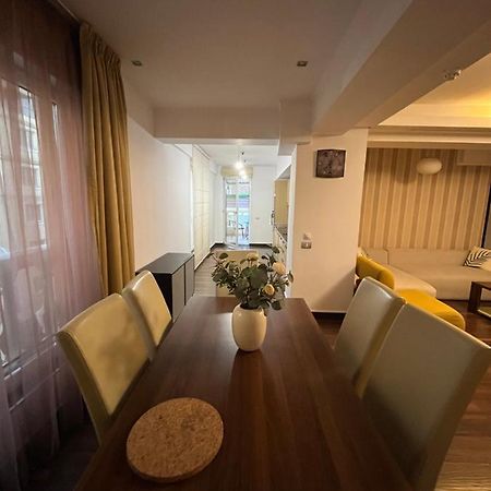 Large 2 Bedroom Apartment Soseaua Nordului Bucharest Luaran gambar