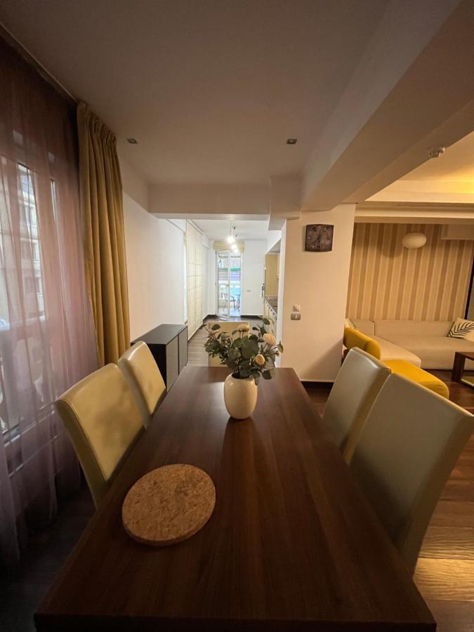 Large 2 Bedroom Apartment Soseaua Nordului Bucharest Luaran gambar